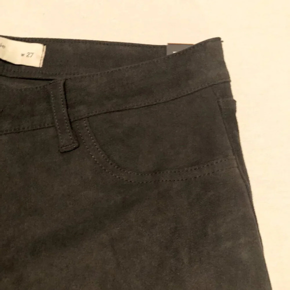 Abercrombie and Fitch  Faux Suede Super Skinny Pants Ankle Zip Size 4 - Picture 3 of 16